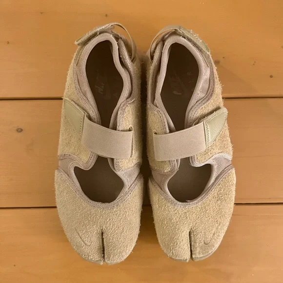 Nike Air Rift Premium Womens Sz 9 tabi - Picture 3 of 9